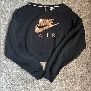 Nike cropped sweatshirt